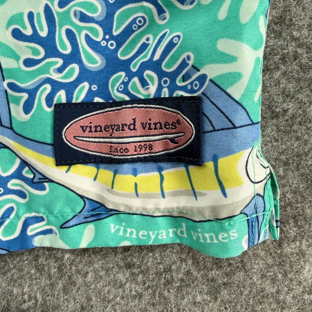 Vineyard Vines Swim Trunks Mens Small Marlin Coral Blue Green Board‎ Shorts